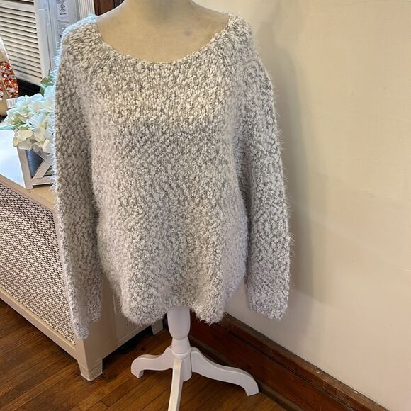 Buffalo David Bitton white gray fuzzy long sleeve sweater Size XL EUC - Picture 2 of 10
